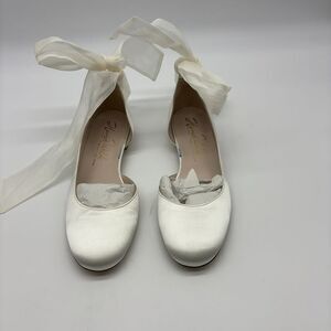 Harriet Wilde Bridal Flat